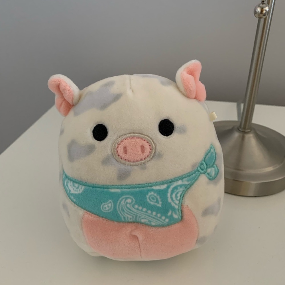 rosie squishmallow